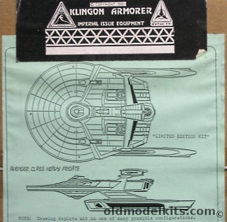 Klingon Armorer Avenger Class Heavy Frigate Star Trek Federation plastic model kit